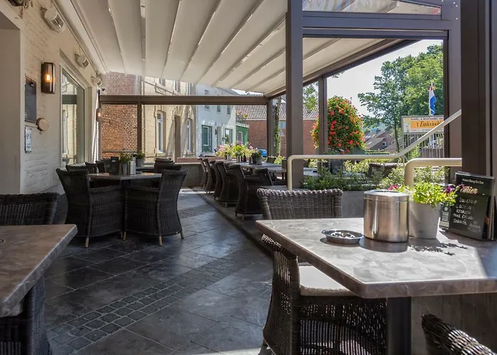 Hotel Berg En Dal 3*