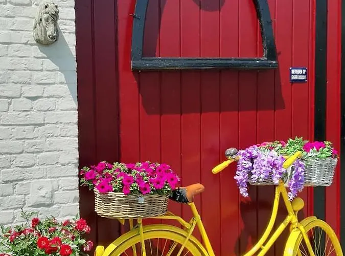 Berg En Dal מלון 3*